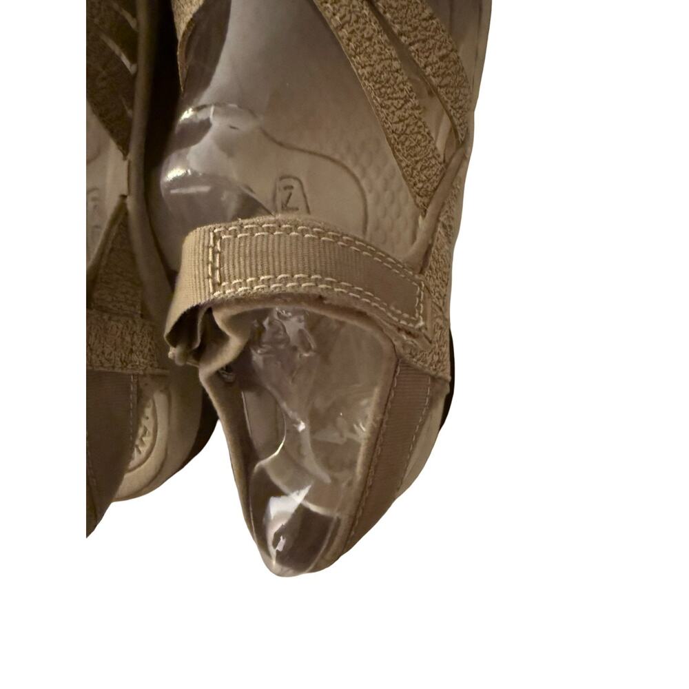 KEEN Rose Sandal Women's Size 9.5 Tan Comfort Water Ready Hiking Sport Shoe - Picture 6 of 16